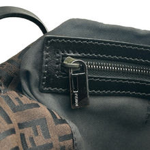 Carica l&#39;immagine nel visualizzatore di Gallery, Double Flap Baguette

