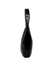 Carica l'immagine nel visualizzatore di Gallery, Hobo Bag in Pelle Nera
