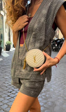 Upload the image to the Gallery viewer, Vinyle Round Camera Bag in Pelle Panna
