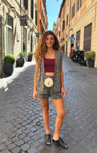 Upload the image to the Gallery viewer, Vinyle Round Camera Bag in Pelle Panna
