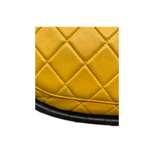 Upload the image to the Gallery viewer, Vintage shoulder bag / clutch bag
