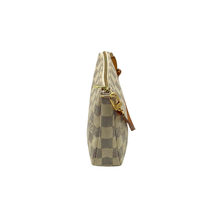 Carica l&#39;immagine nel visualizzatore di Gallery, Pochette Accessoires Damier Azur
