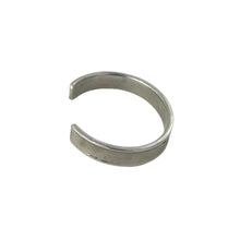 Upload the image to the Gallery viewer, Rigid bracelet 1837
