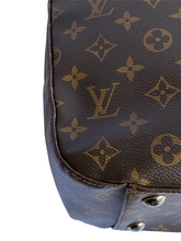 Carica l&#39;immagine nel visualizzatore di Gallery, Tracolla Uomo Monogram Macassar Drake Bag
