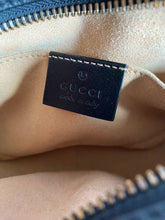 Carica l&#39;immagine nel visualizzatore di Gallery, GG Marmont matelassé mini bag
