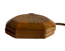 Carica l&#39;immagine nel visualizzatore di Gallery, Borsa Legno di Cocco Vintage
