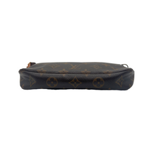 Carica l&#39;immagine nel visualizzatore di Gallery, Pochette Accessoires Monogram
