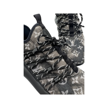 Carica l&#39;immagine nel visualizzatore di Gallery, Fastlane Monogram Black Sneakers

