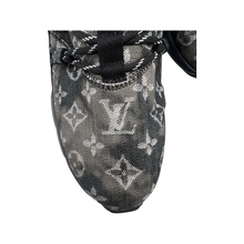 Carica l&#39;immagine nel visualizzatore di Gallery, Fastlane Monogram Black Sneakers
