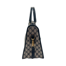 Carica l&#39;immagine nel visualizzatore di Gallery, Navy Leather Bag
