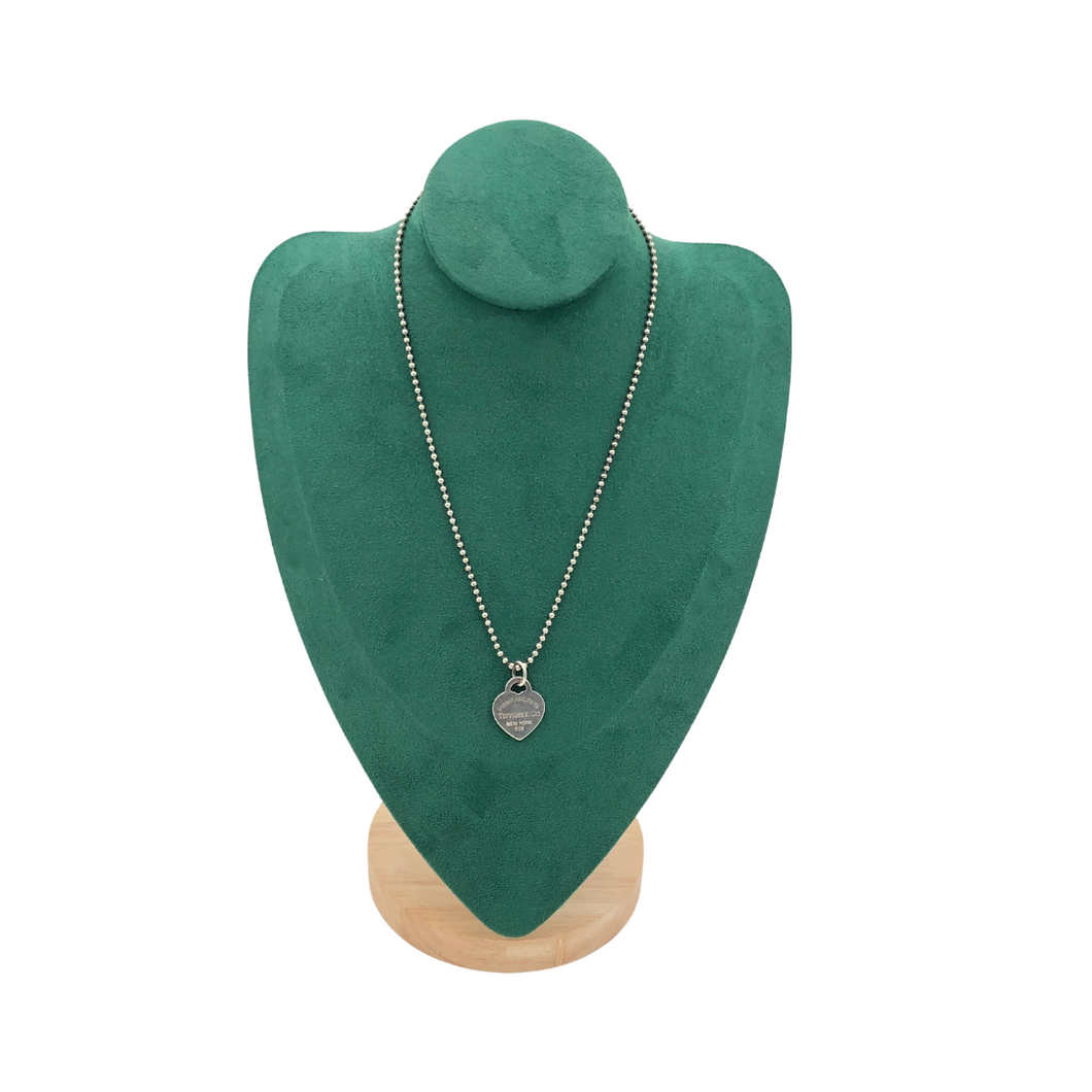 Return to Tiffany heart pendant necklace