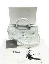 Upload the image to the Gallery viewer, Two-tone shoulder bag
