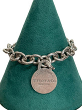 Upload the image to the Gallery viewer, Bracciale Return to Tiffany
