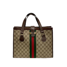 Upload the image to the Gallery viewer, Vintage GG handbag
