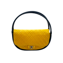 Upload the image to the Gallery viewer, Vintage shoulder bag / clutch bag
