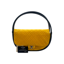 Upload the image to the Gallery viewer, Vintage shoulder bag / clutch bag
