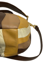Carica l&#39;immagine nel visualizzatore di Gallery, Borsa a spalla in pelle multicolore
